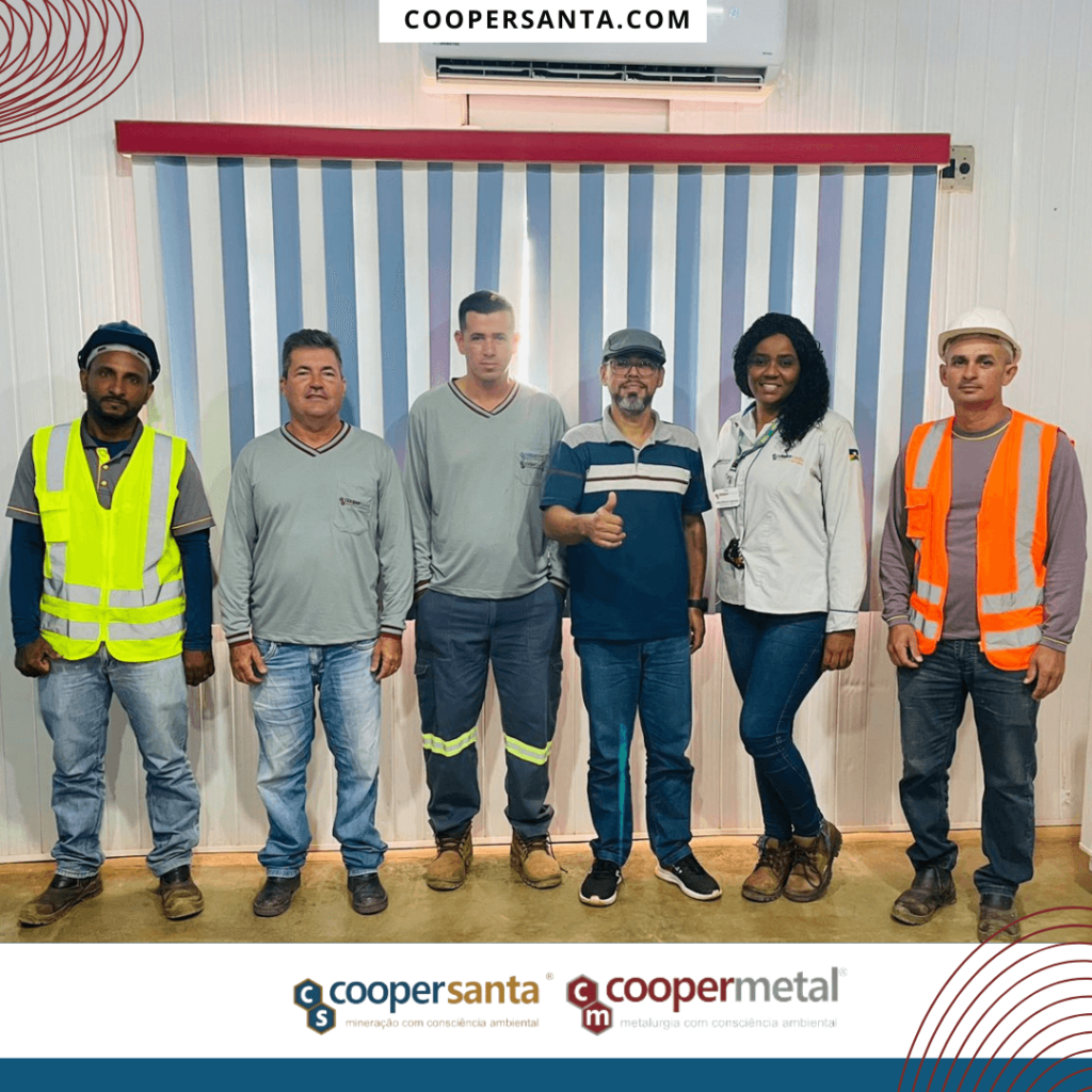 Colaboradores da Coopersanta/Coopermetal participam de treinamento sobre operação com drones na mineração